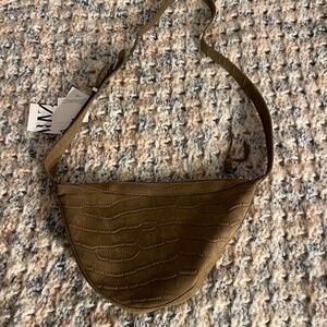 Women’s suede Zara purse